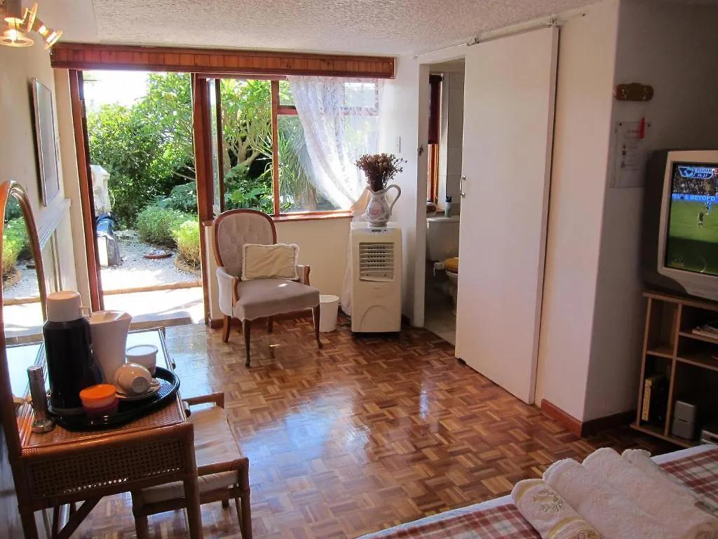 Villa Belladonna Guesthouse Le Cap